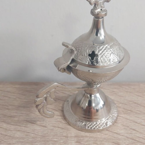 Small metal incense burner new condition