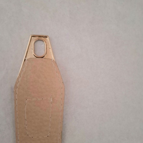 Elastic beige waist belt with gold buckle used, adjustable 90 cm
