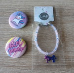 Children's accessory and makeup set