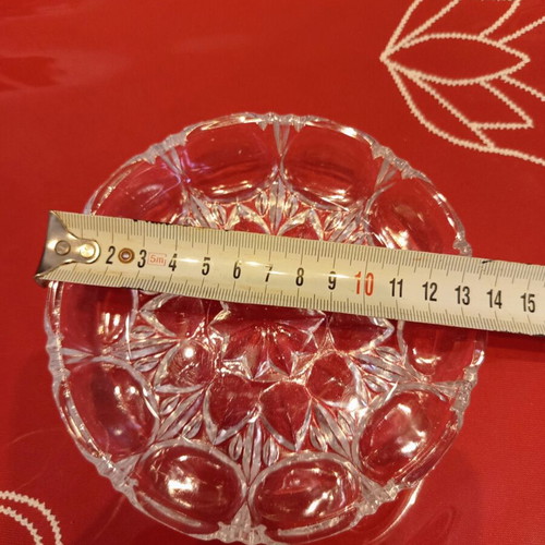 Vintage crystal dessert dish like new with embossed star design