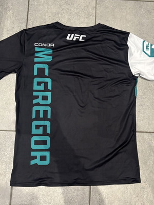 UFC Connor McGregor black slim fit T-shirt, Reebok
