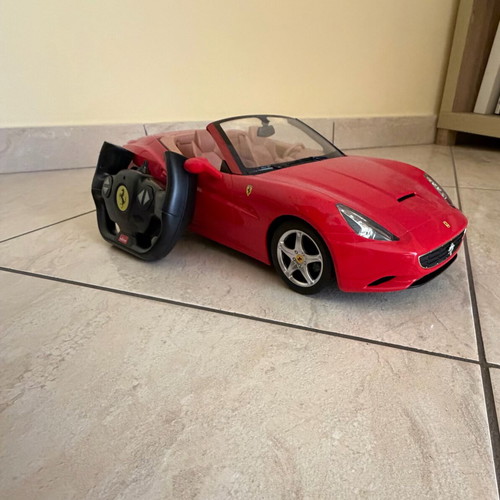 Remote control car like new