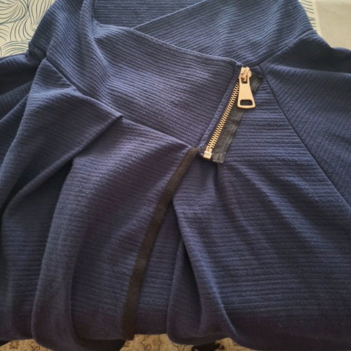 Cape used blue