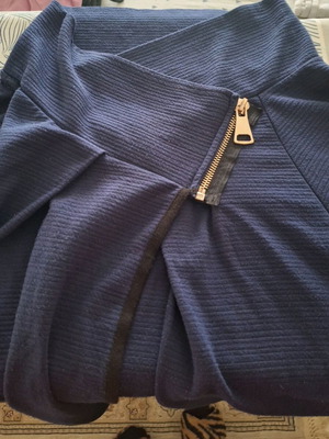 Cape used blue