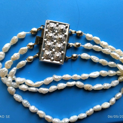 Bracelet with cultured pearls new, 18 cm length