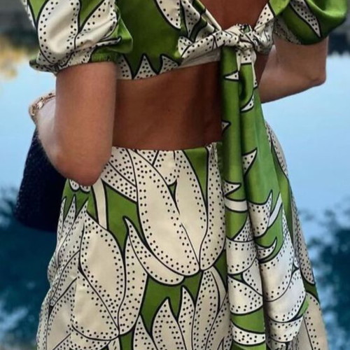 Nema dress new, green with puff sleeves