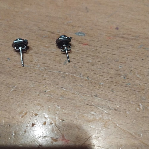 Vintage stud earrings with red stone