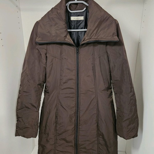 Women’s brown long puffer coat used