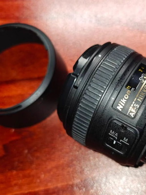 Nikon AF-S Nikkor 50mm f/1.8 G lens