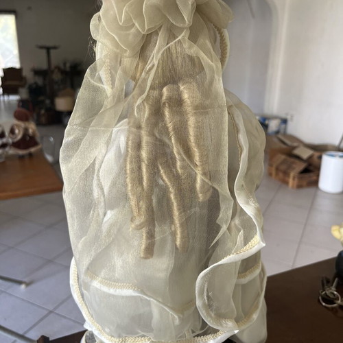 Porcelain doll with wedding dress, 40 cm