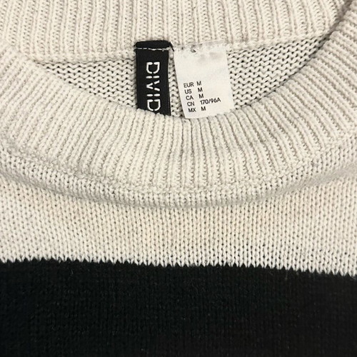 Striped crop sweater used, size M, black and white