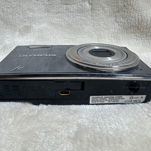 Olympus fe-5030 digital camera like new