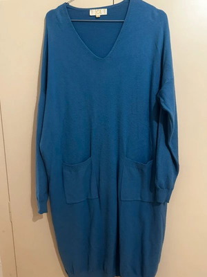 Blue blouse dress Medium to Large like new