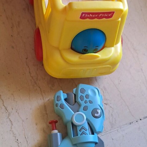 Assorted toys used, pack