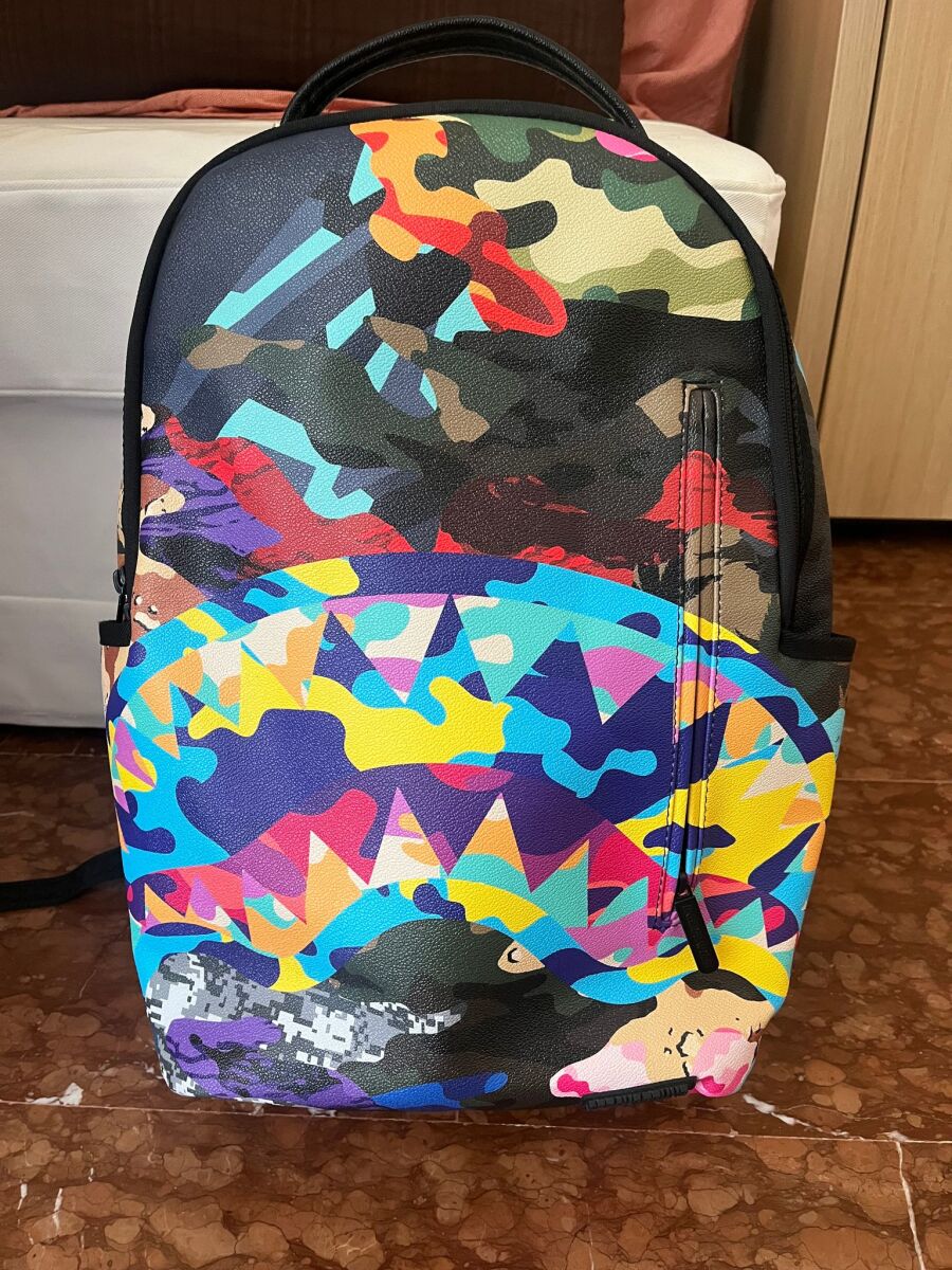 Sprayground backpack like new, limited… - € 75,00 - Vendora.cy