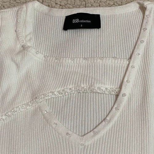 BSB white blouse with beads and chest opening, size Small, like new
