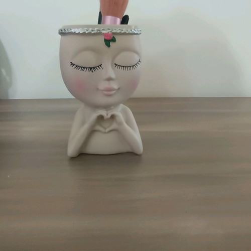 Decorative holder like new, multifunctional pen and makeup brush holder