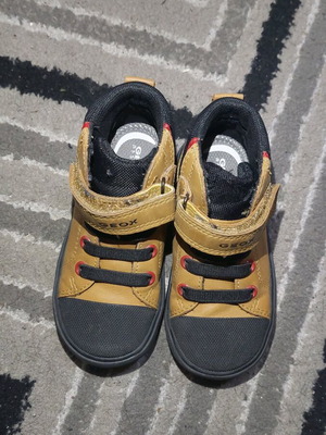 Geox kids shoes size 23 like new, black and brown