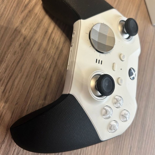 Microsoft Xbox Elite Wireless Controller Series 2 like new, black and white