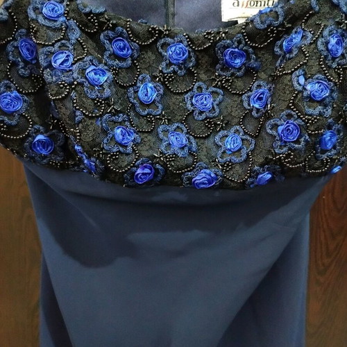 Women's cocktail dress like new, size L, blue