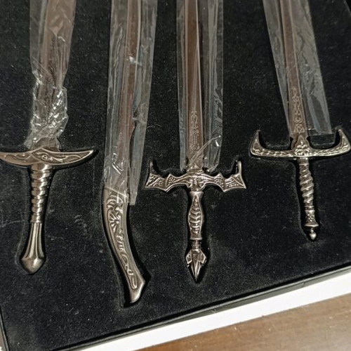 Letter opener set like new