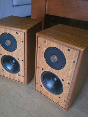 Harbeth HL-P3ES-2 speakers, handmade in England