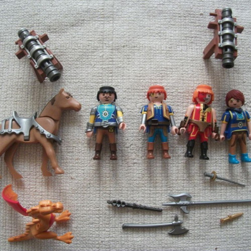 Playmobil Novelmore parts from various sets, pack