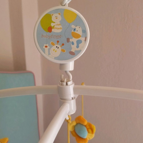 Brevi musical crib mobile like new