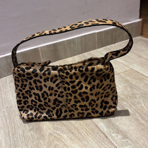 Leopard Zara handbag like new, leather