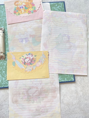 Correspondence pack like new