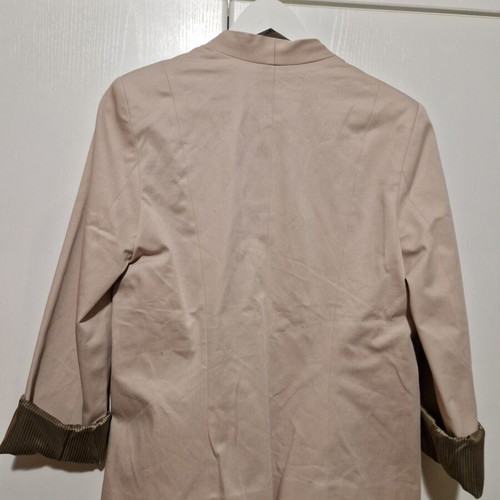 Attrattivo women's blazer new, size small, beige
