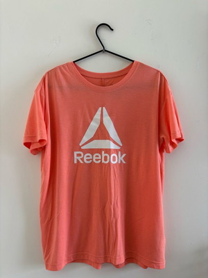 Reebok T-shirt πορτοκαλί σαν καινούργιο, μέγεθος L