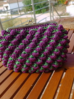 Knitted shoulder bag blackberries new, purple
