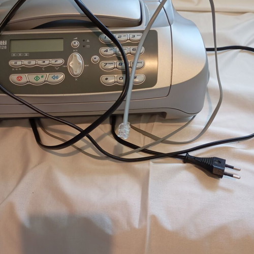Olivetti Fax Lab 128 fax machine and landline phone used
