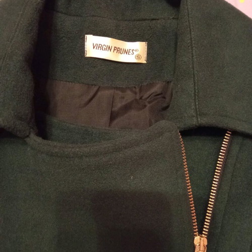 Virgin Prunes coat size small like new, green cypress color