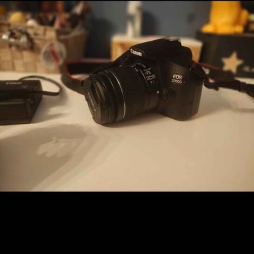Canon EOS 2000D DSLR camera kit with EF-S 18-55mm lens