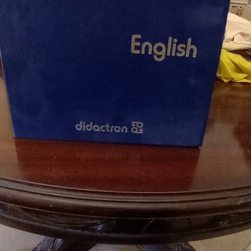 English encyclopedia like new with cassettes