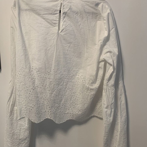 Cropped blouse Zara size L with broderie anglaise and bell sleeves like new