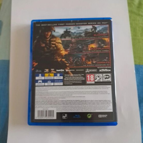 Call of Duty Black Ops 4 PS4 game like new, scratch-free