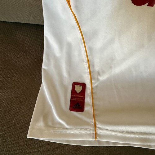 Galatasaray Official Kit 2005-2006 Season Like New