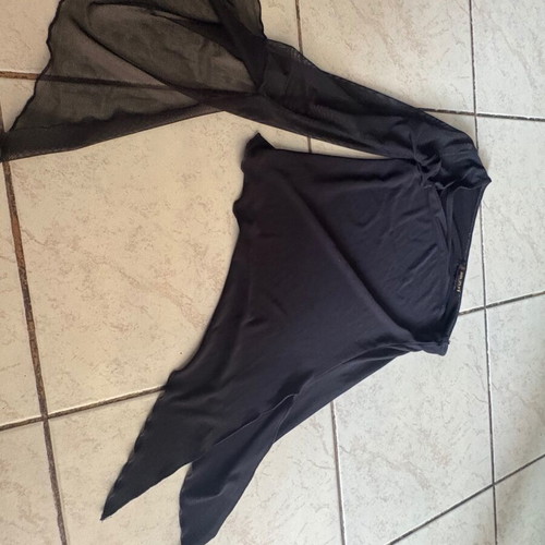 Y2K Style Clothing Set of 4 Pieces Like New