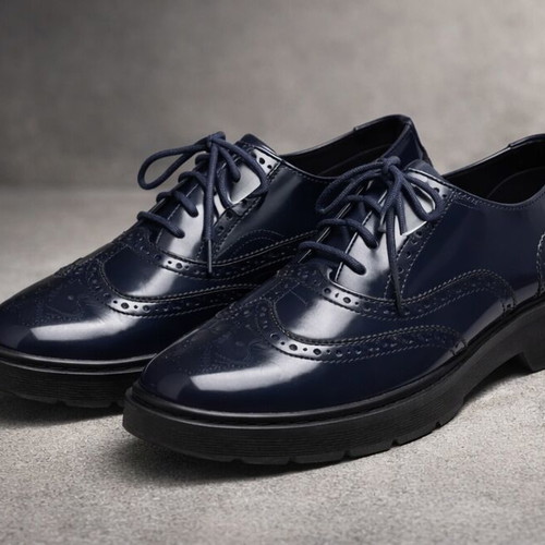Shoes used, very dark blue, size 38