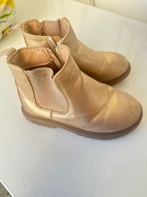 Shoes for girls
