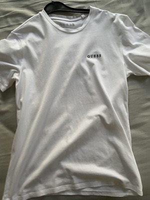 Guess T-shirt, white, size S