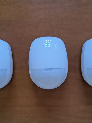 Ανιχνευτές κίνησης PIR Hikvision DS-PDP18-EG2 σαν καινούργιοι, εσωτερικού χώρου, με αγνόηση κατοικίδιων