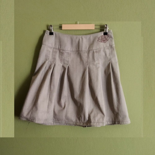 Sublevel klos skirt like new, beige and gray, size S