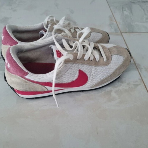Nike Oceania women's athletic shoes used, size 38, beige-pink
