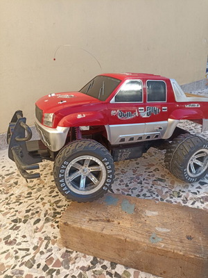 Remote Control Jeep Red Rear-Wheel Drive Like New