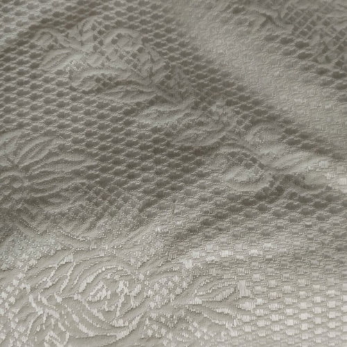 White double-sided blanket like new, dimensions 2.13×1.70