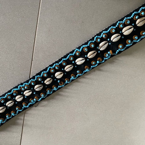 Boho chic belt with shells used